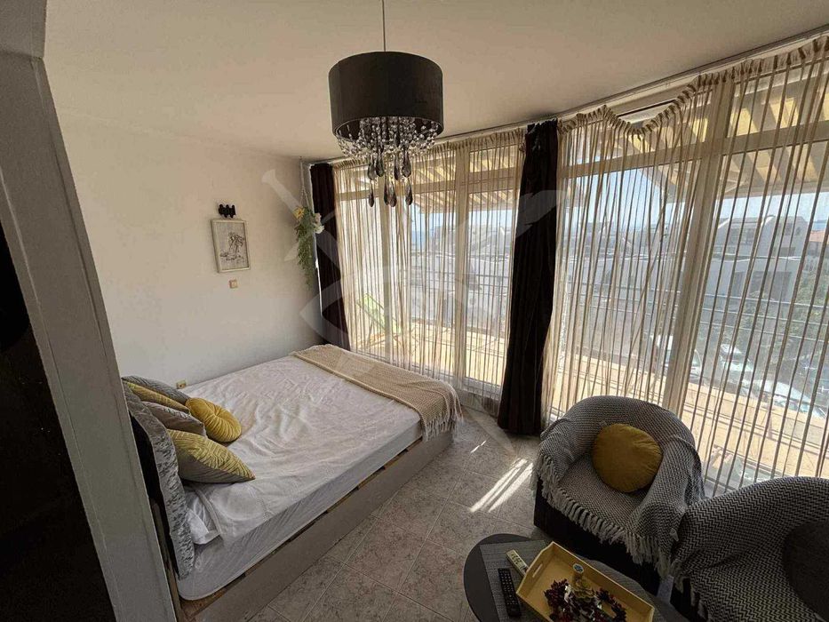 Тристаен апартамент в Свети Влас