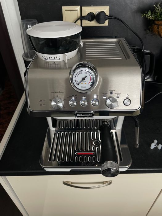 Кафемашина Delonghi La specialista Arte