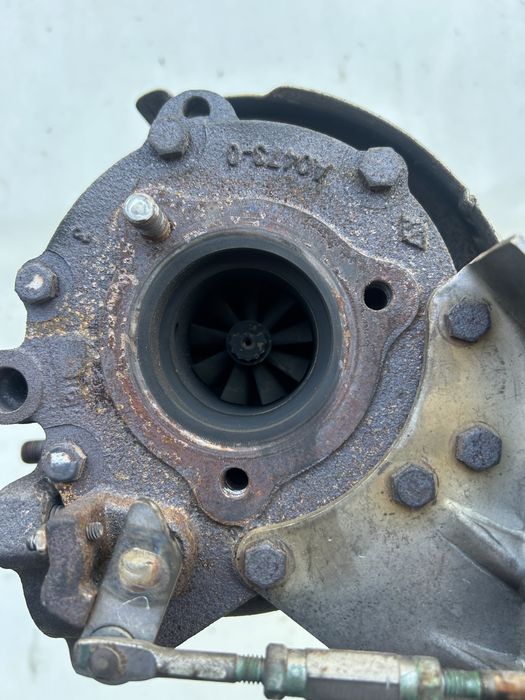 Турбо за 2,2d-cat Toyota Corola Verso/Avensis/Rav 4/Auris