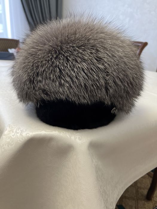 Продам шапку чернобурка женская
