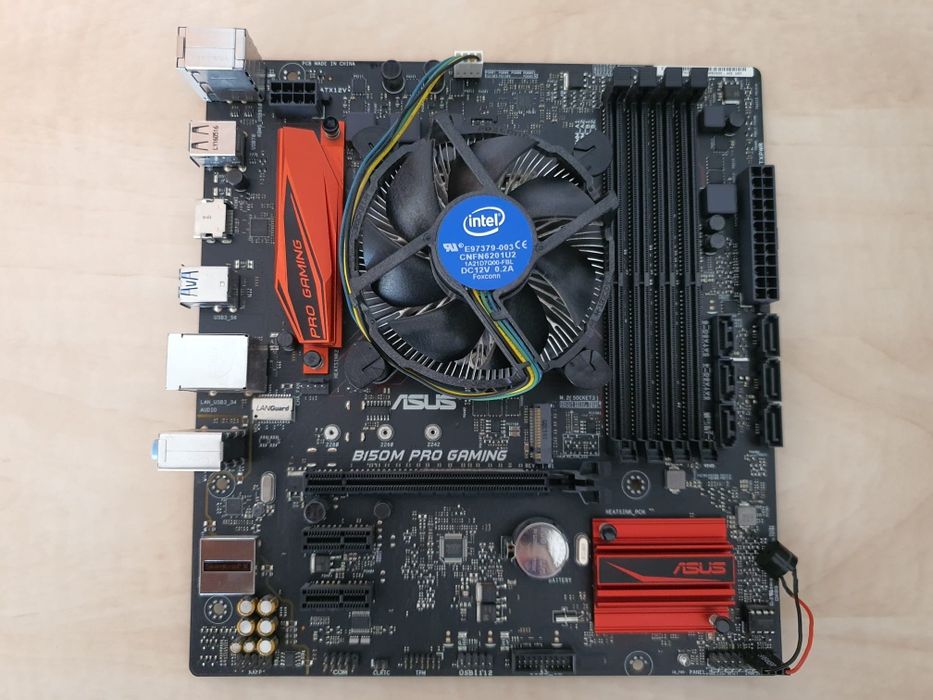 Placa baza ASUS B150 PRO GAMING (fara procesor, fara cooler)