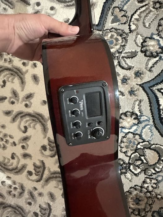 Gitara Yamaha  Holati ideal