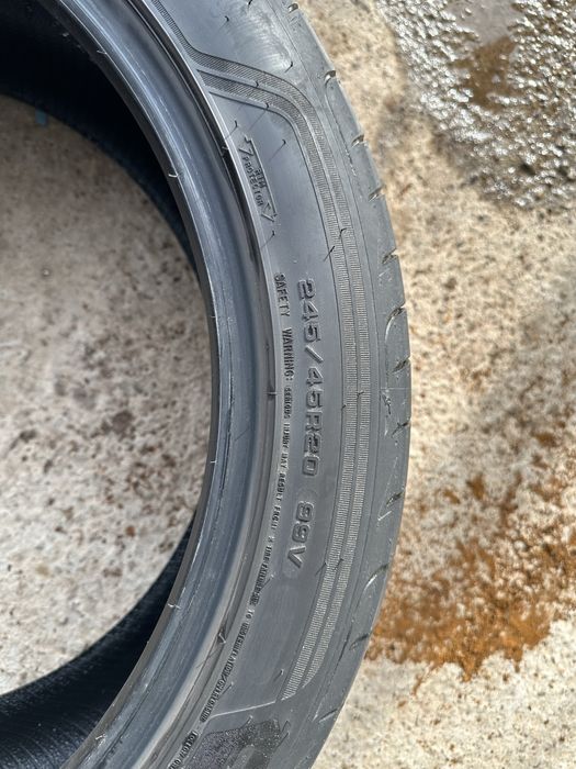 Летние шины 245/45/20