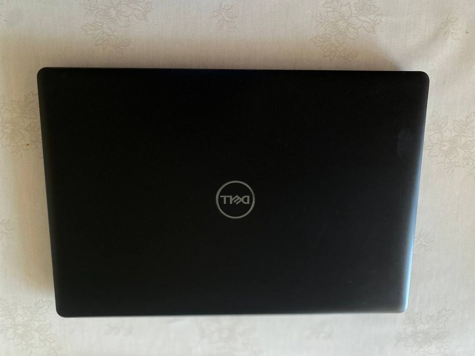 Ноутбук Dell Inspiron 5570
