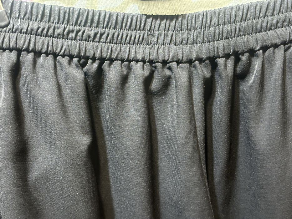 Pantaloni din matase, culoare negru intens, Zara