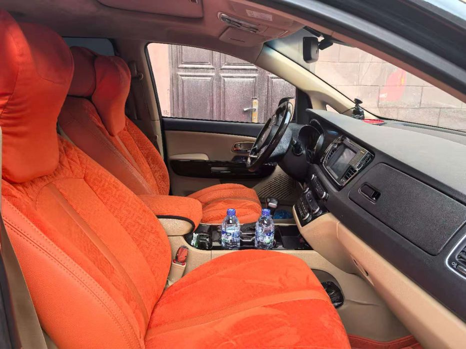 Kia Carnival 2020 года