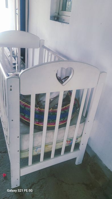 Продам детскую кровать до 6 лет