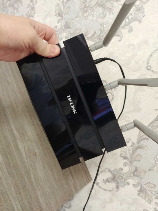 Wi-Fi роутер TP-Link TL-WR1043nd