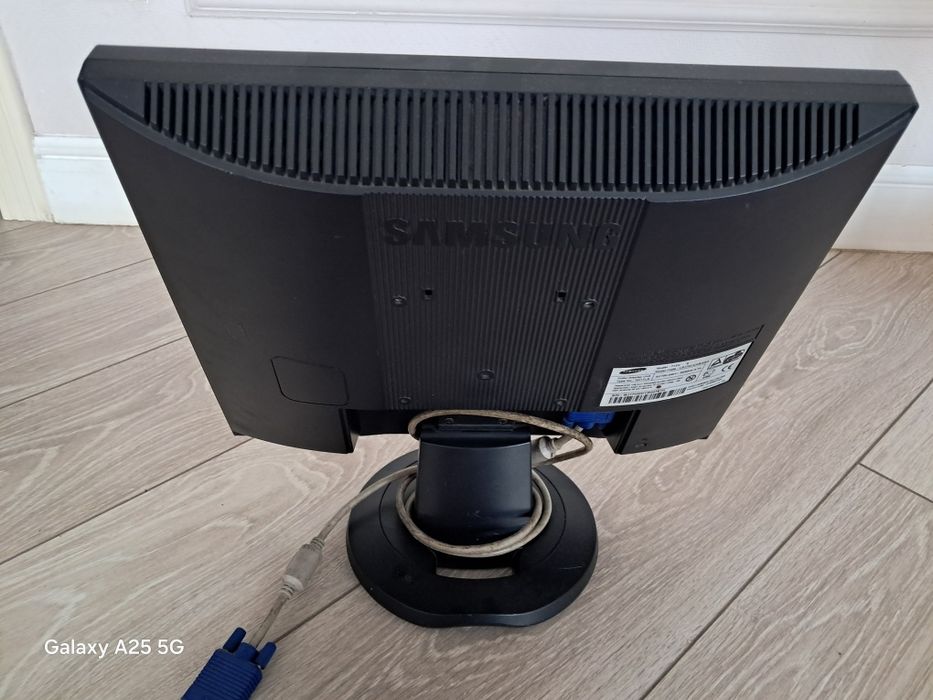 Монитор Samsung продам