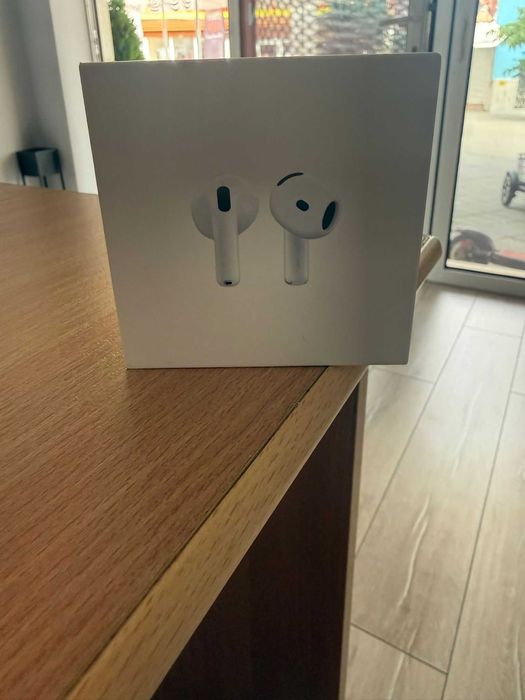 True wireless слушалки Apple airpods 4Gen ANC