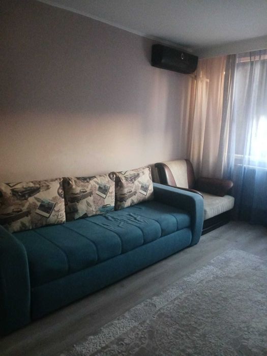 Închiriez apartament doua camere stradal