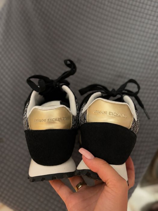 Спортни обувки Armani Karl