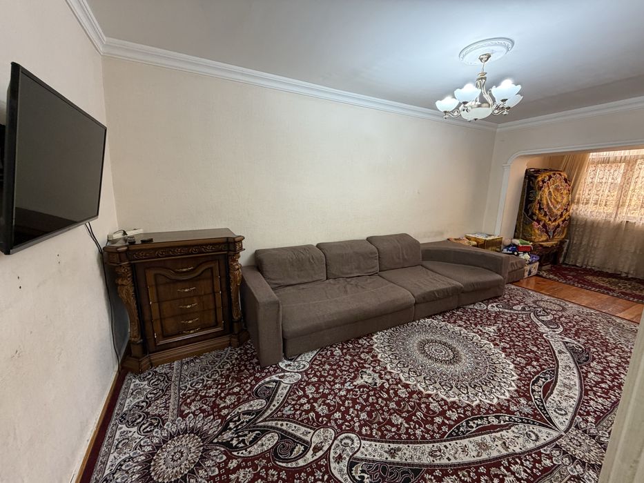 77 seriya 3 xona kvartira sotiladi 3 etajda