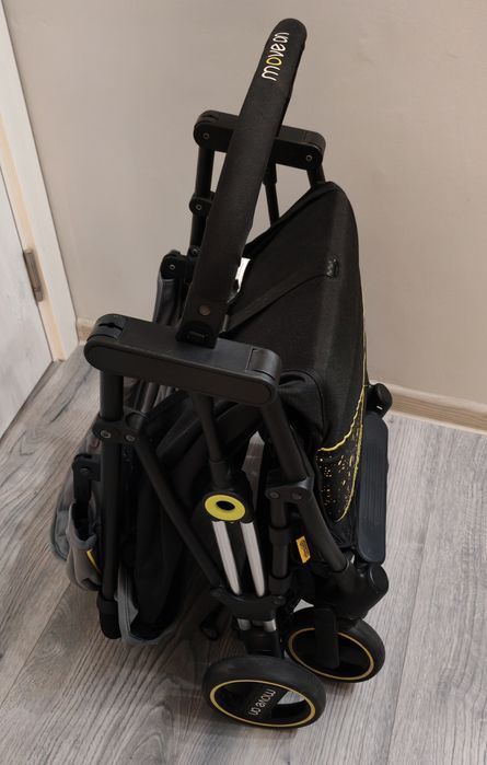 CHIPOLINO Лятна количка MOVE ON
В много добро запазено състояние. Без петна и скъсано. В оригинална опаковка. 
Описание
Характеристики:
• Подходяща з