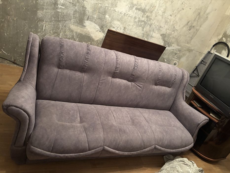 Диван и два кресла