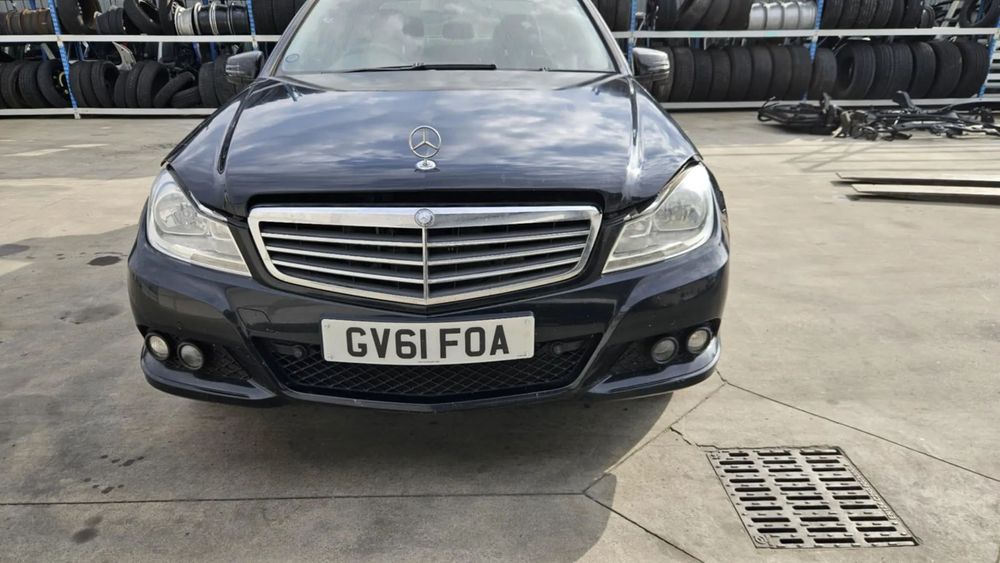 Față completa mercedes c-class w204 facelift 2.2 cdi euro 5