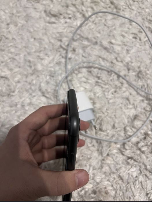 Iphone 11 64гб 75% без ремонт