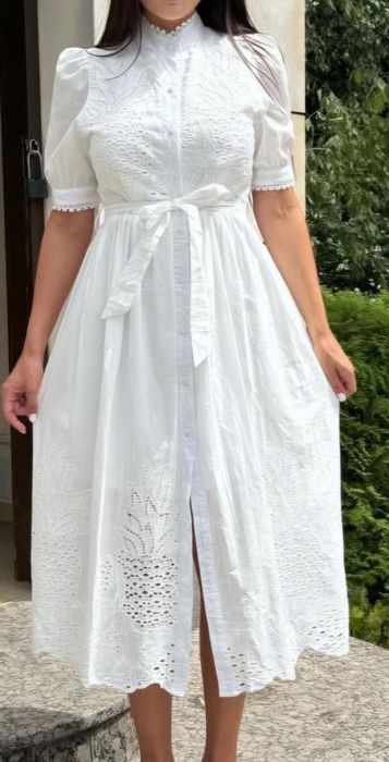 Лятна бяла рокля
