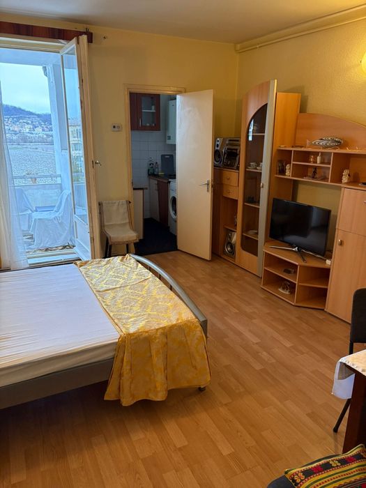 Garsonieră de inchiriat