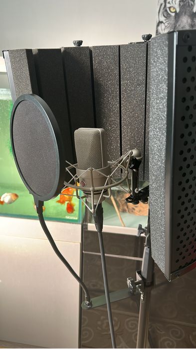 Продам оригинальный студийный микрофон Neumann TLM 103.