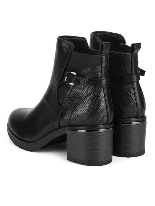 Боти Clara Barson