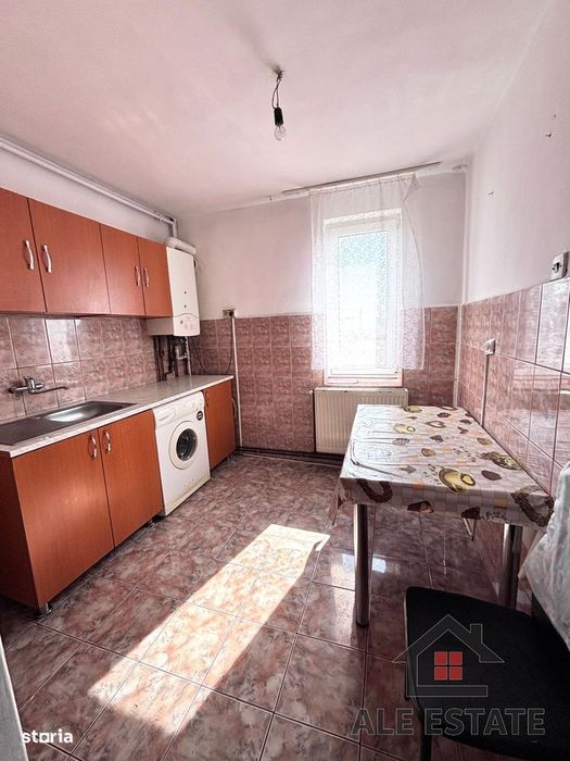 Garsoniera de vanzare, 31,6 mp, etaj 3, zona Tineretului- Turda