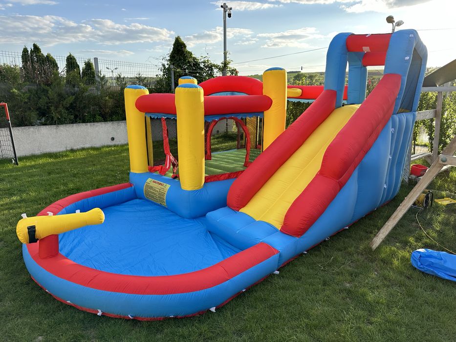 Tobogane/castele gonflabile- evenimente /petreceri/ spatiu de joaca