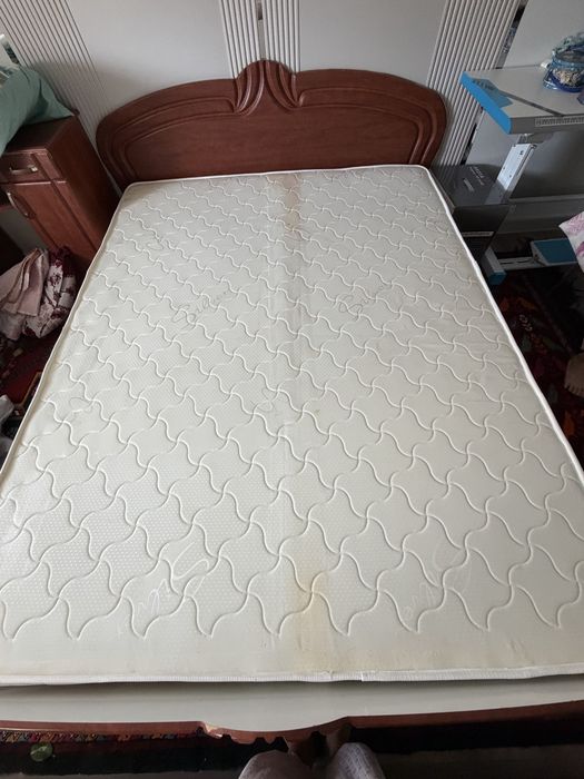 Продам двуспальная кровать