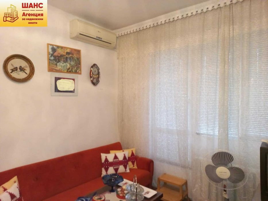 Продава се Тристаен апартамент в Плевен, Идеален център - 95 кв.м за 1148 €/кв.м - Снимка #1