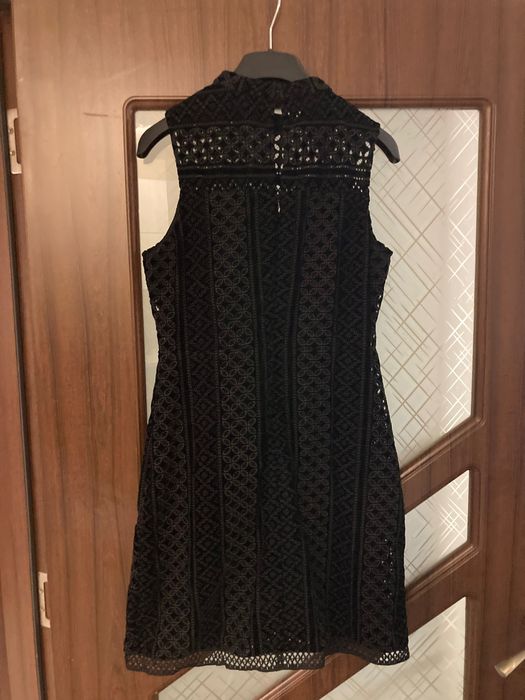 Разпродажба- Стилна рокля Guess