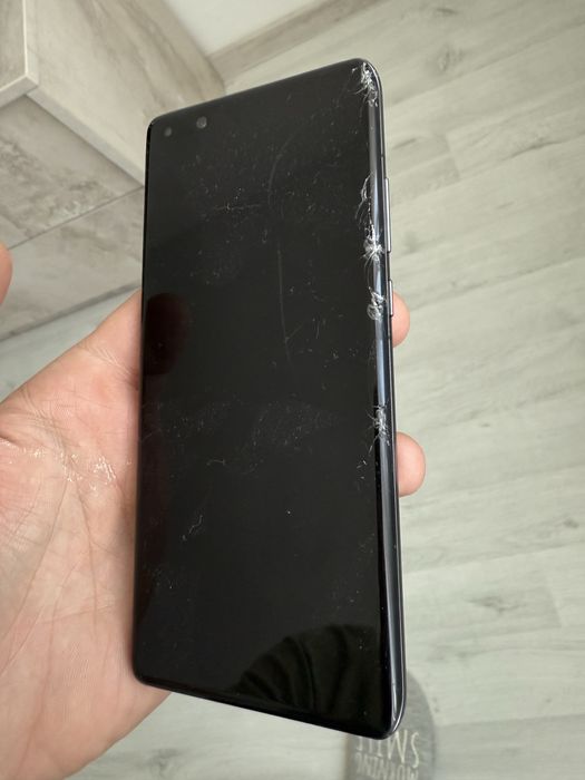 Huawei P40 Pro - display crapat
