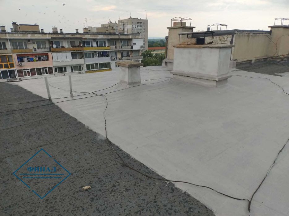 Продава се тристаен апартамент в кв. Тракия