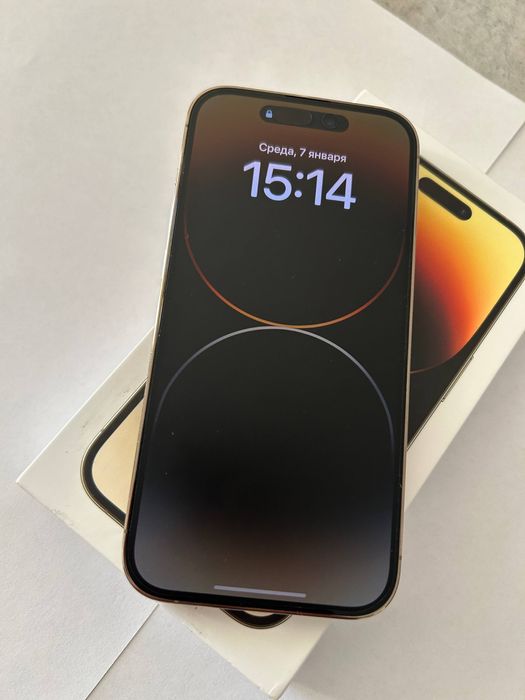 Продам айфон 14 про
