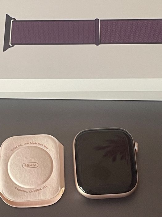 Apple Watch Series 10 S10 46mm Rose Gold – като нов, неразопаковано зарядно