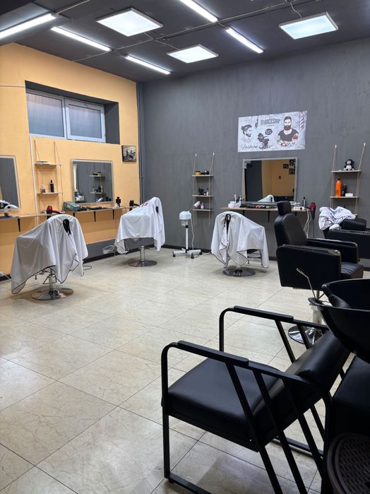 Сдам кресло для парикмахера