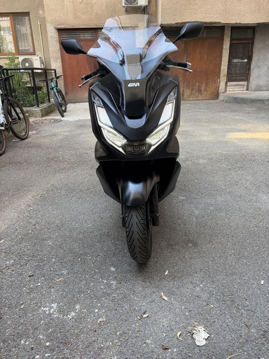 Honda PCX 125 като нов