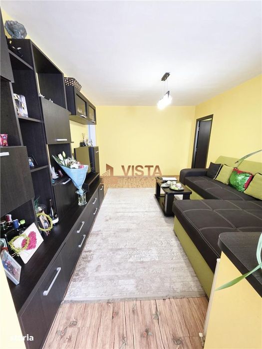Apartament 4 camere, zona Astra