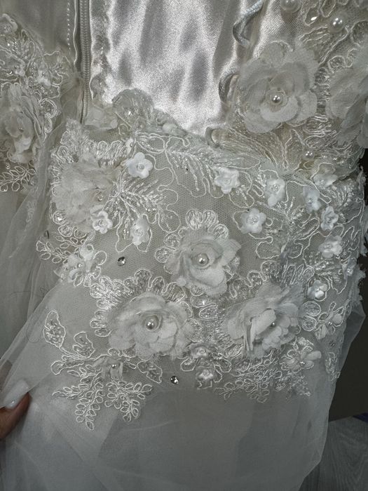 Продам  платье для девочки