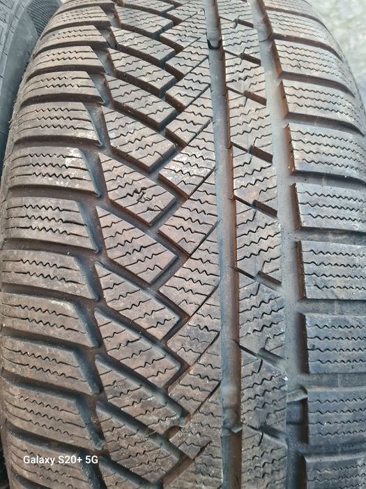 225/50 R17 Continental Winter Contact