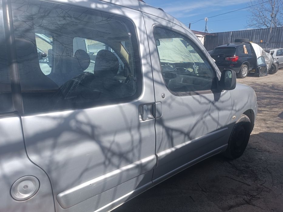 Ситроен Берлинго 1.4 бензин с газ на части