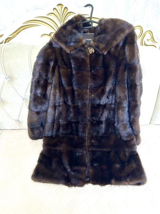 Продам норковую шубу