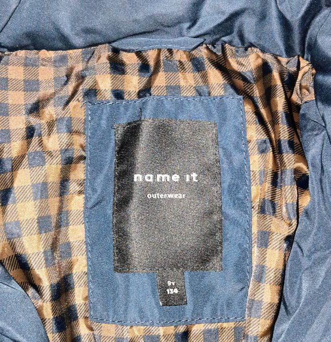 Продам детские куртки