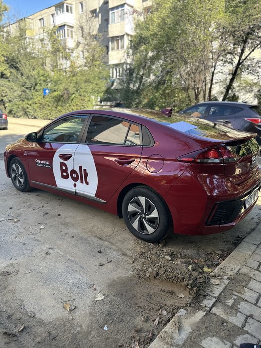 Inchiriez auto inchiriez masini hybrid ieftin