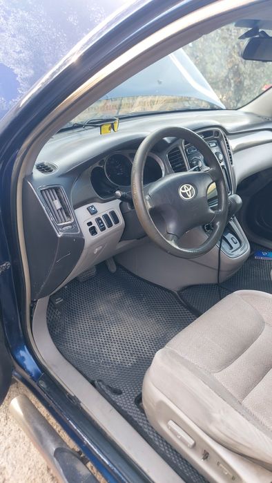 Тоету хайлендер в хорошем состоянии