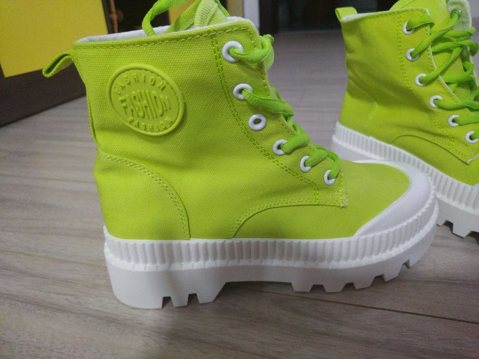 Tenisi dama, noi, de culoare verde, marime 36