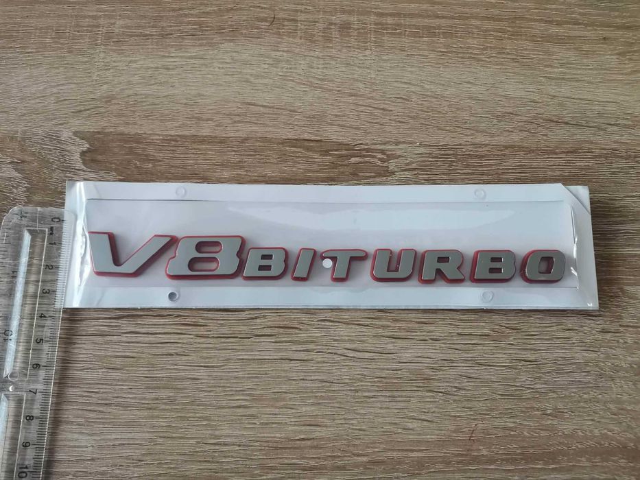 Mercedes Benz V8 Biturbo сребриста емблема с червен кант