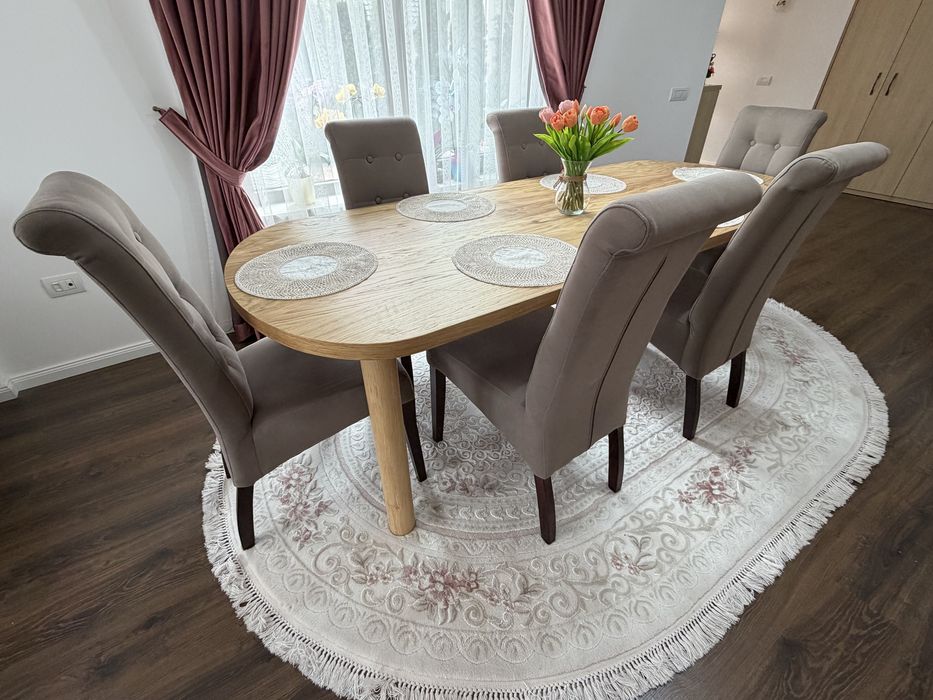 Masa noua de vanzare