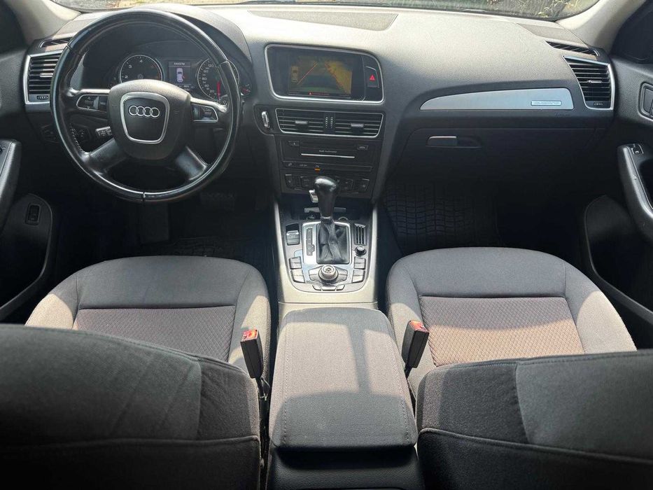 Dezmembrez Audi Q5 8R 3.0 tdi CCW 2010
