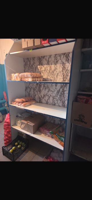 Продам стеллажи в магазин