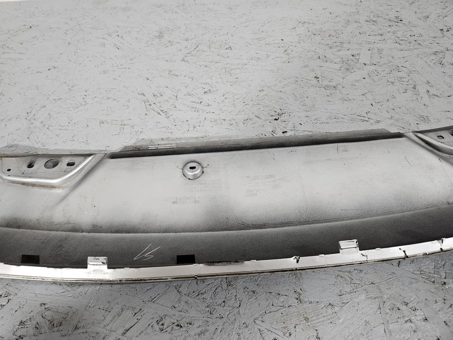 Задна броня VOLVO XC40 2018- Спойлер дифузьор